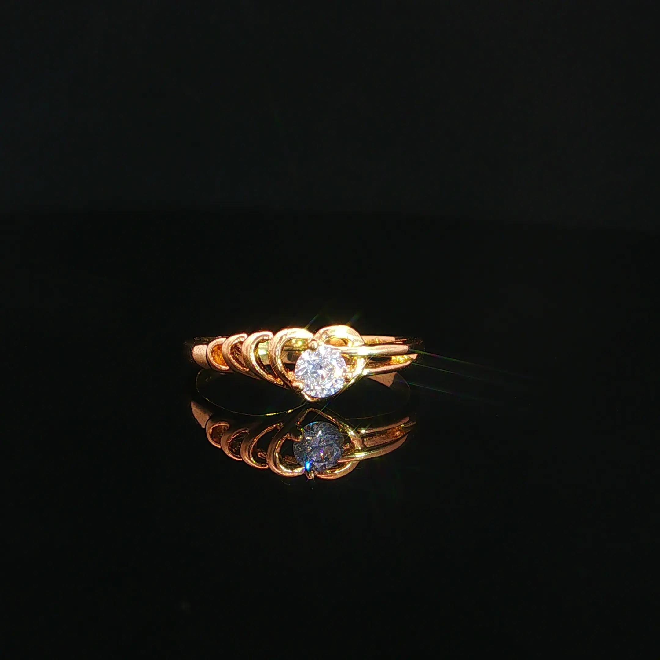 ANILLO SOLITARIO CORAZON ORO AMARILLO