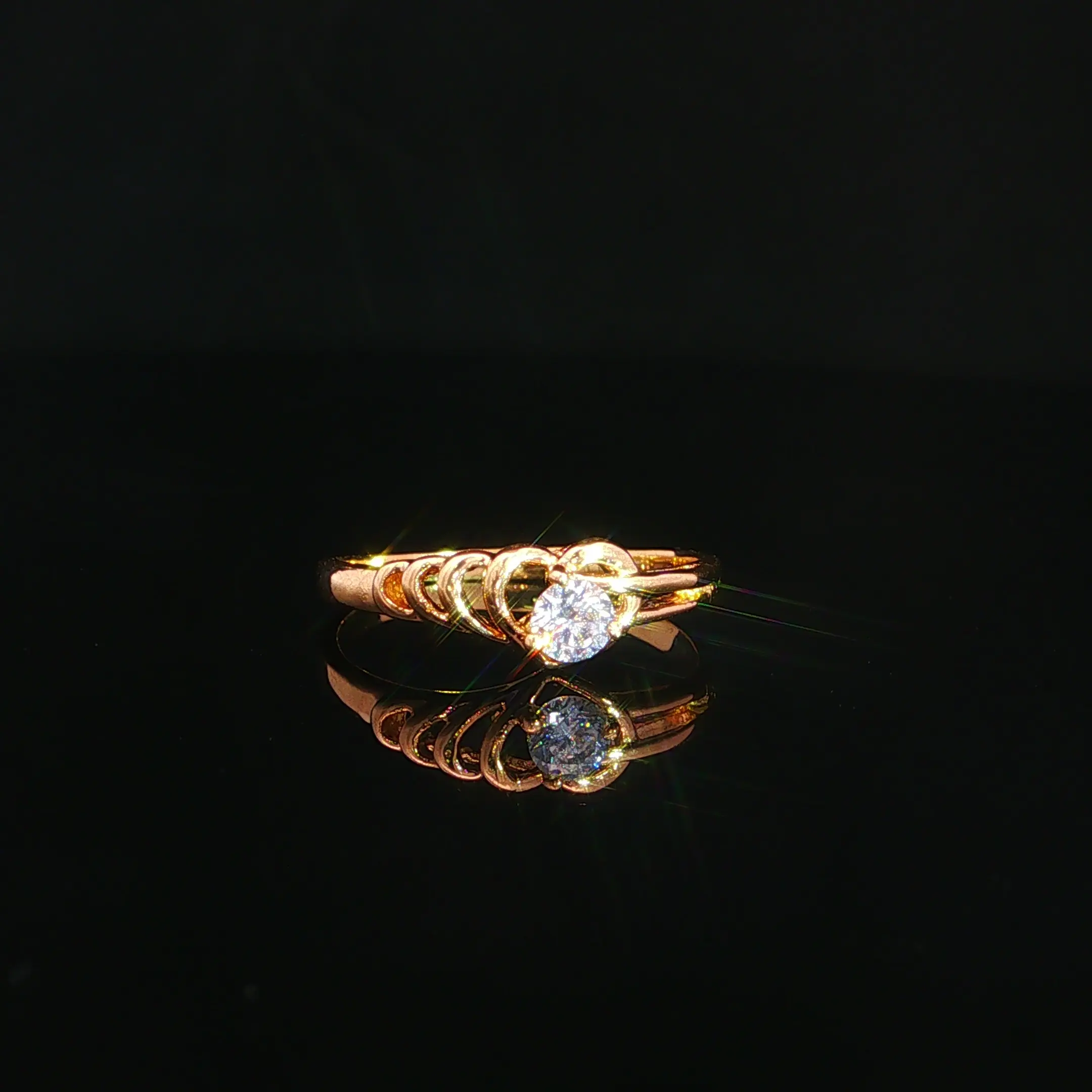 ANILLO SOLITARIO CORAZON ORO AMARILLO
