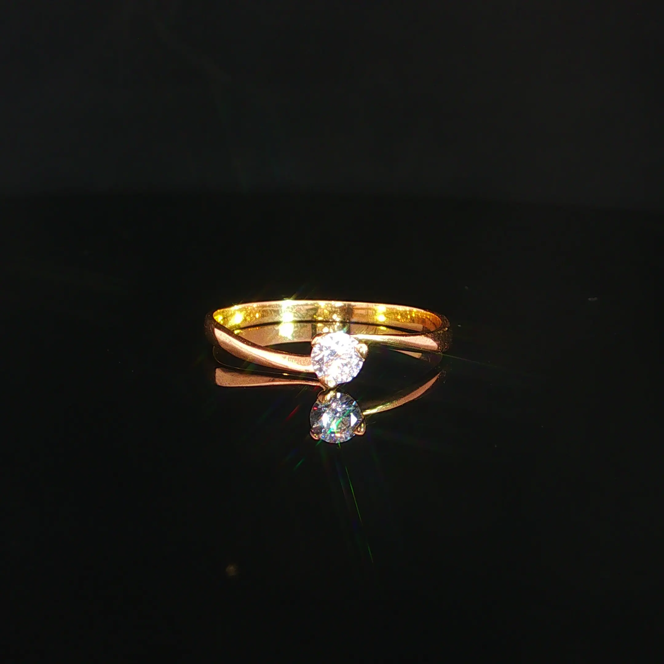 ANILLO SOLITARIO ORO AMARILLO