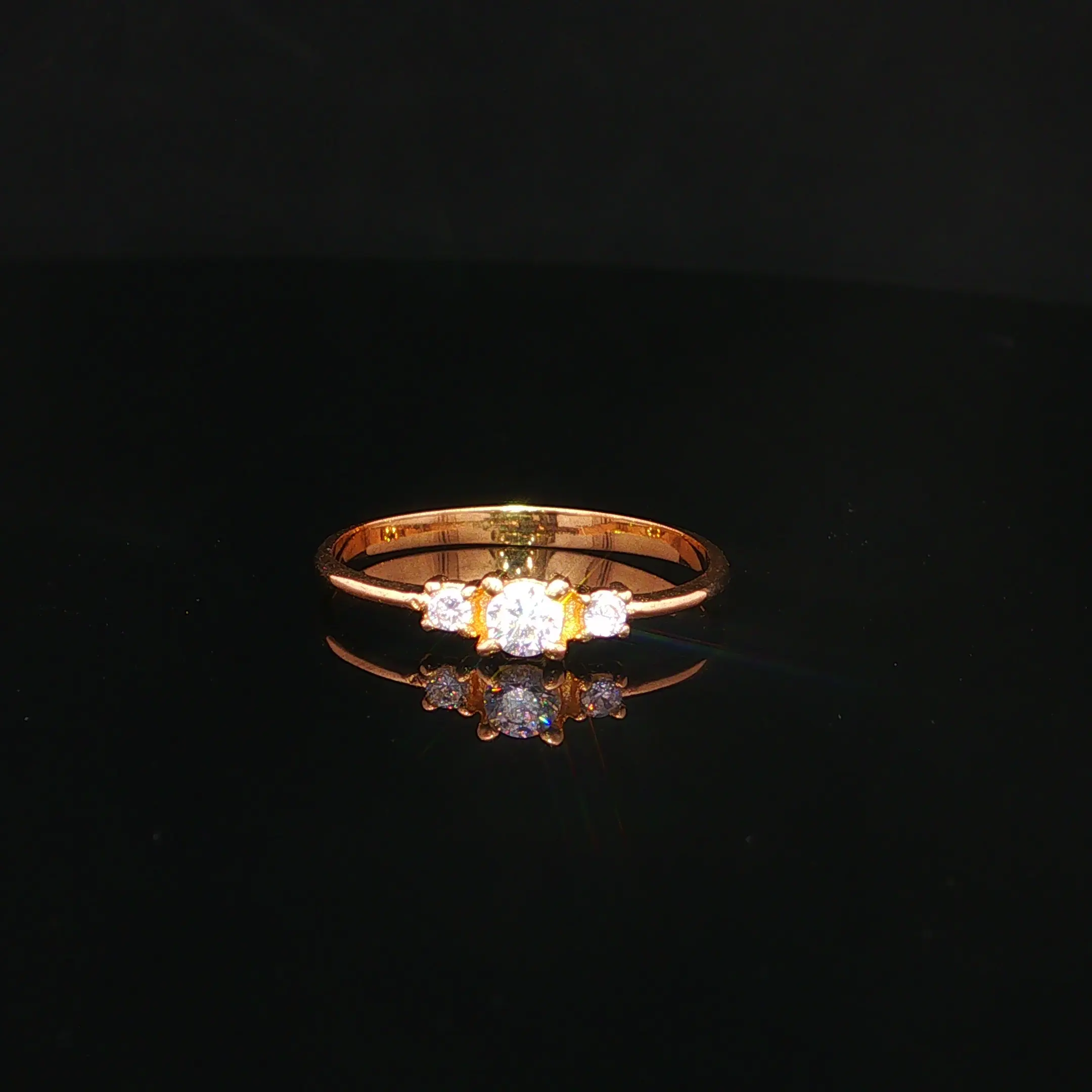 ANILLO TRES CIRCONES ORO AMARILLO