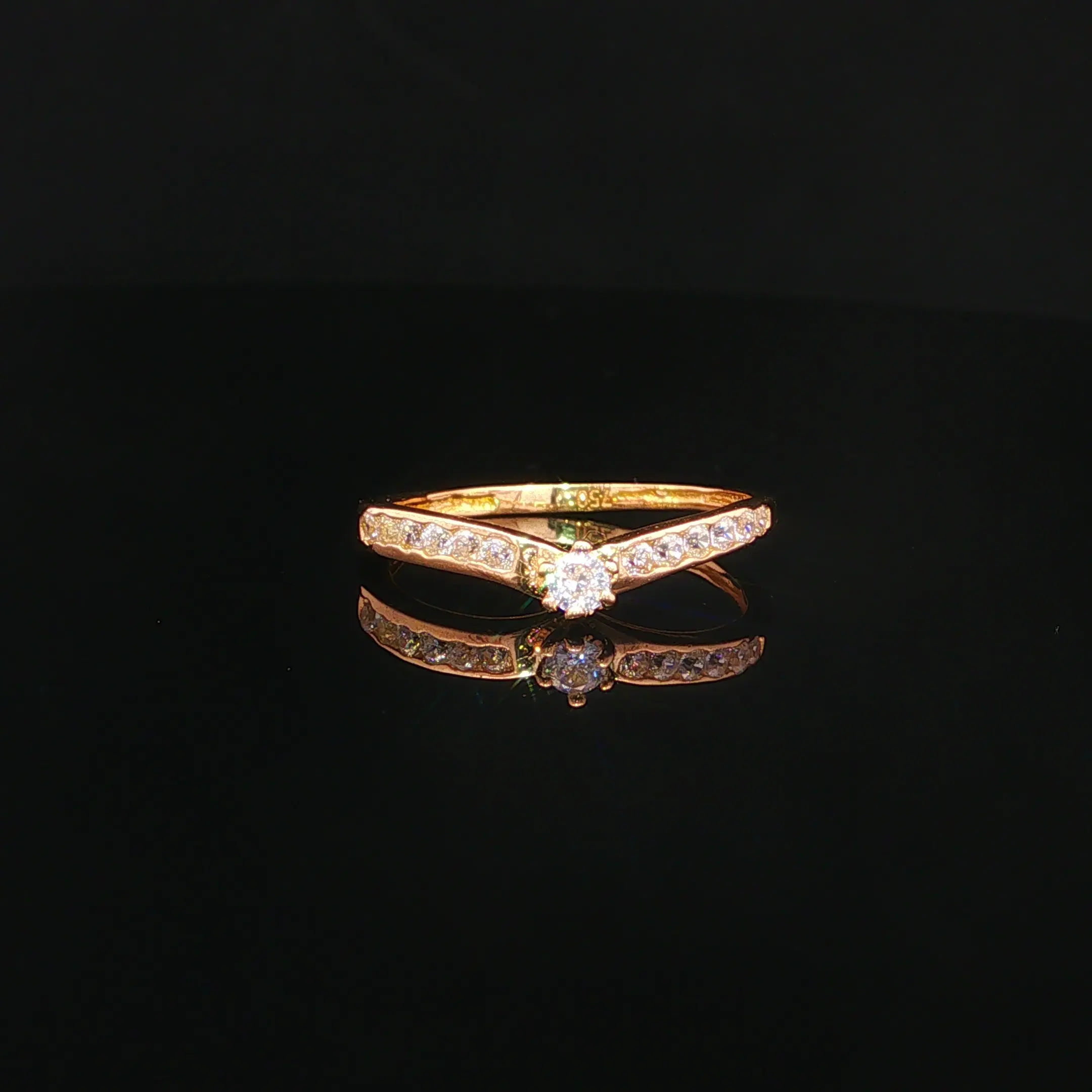 ANILLO SOLITARIO CASTING ORO AMARILLO